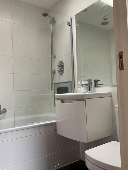 Amazing Apartment Central London Near Tube Station Zewnętrze zdjęcie
